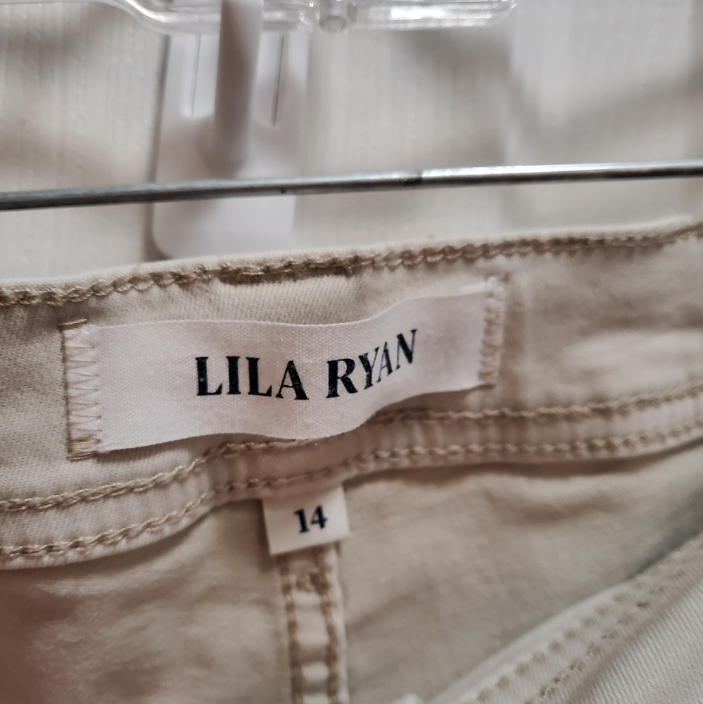 Lila Ryan Chino pants, Size 14, Stone color - Picture 2 of 8